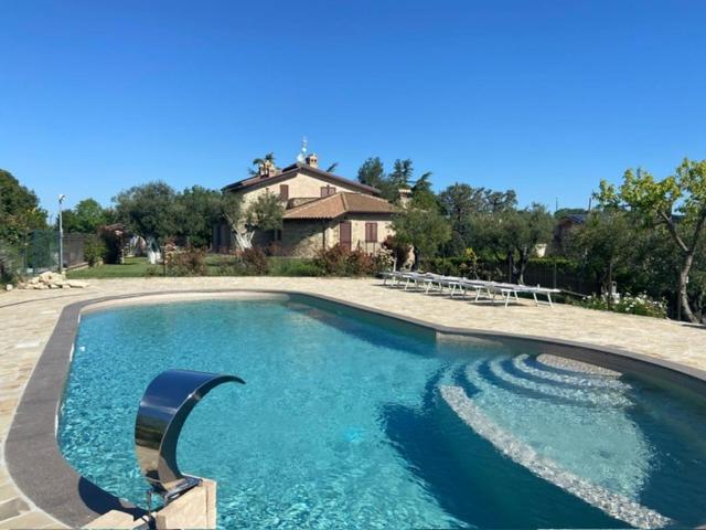 B&B Madonna Carradori Country Offagna Buitenkant foto